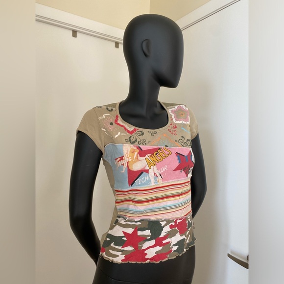 90s Graffiti T-Shirt - Picture 4 of 6